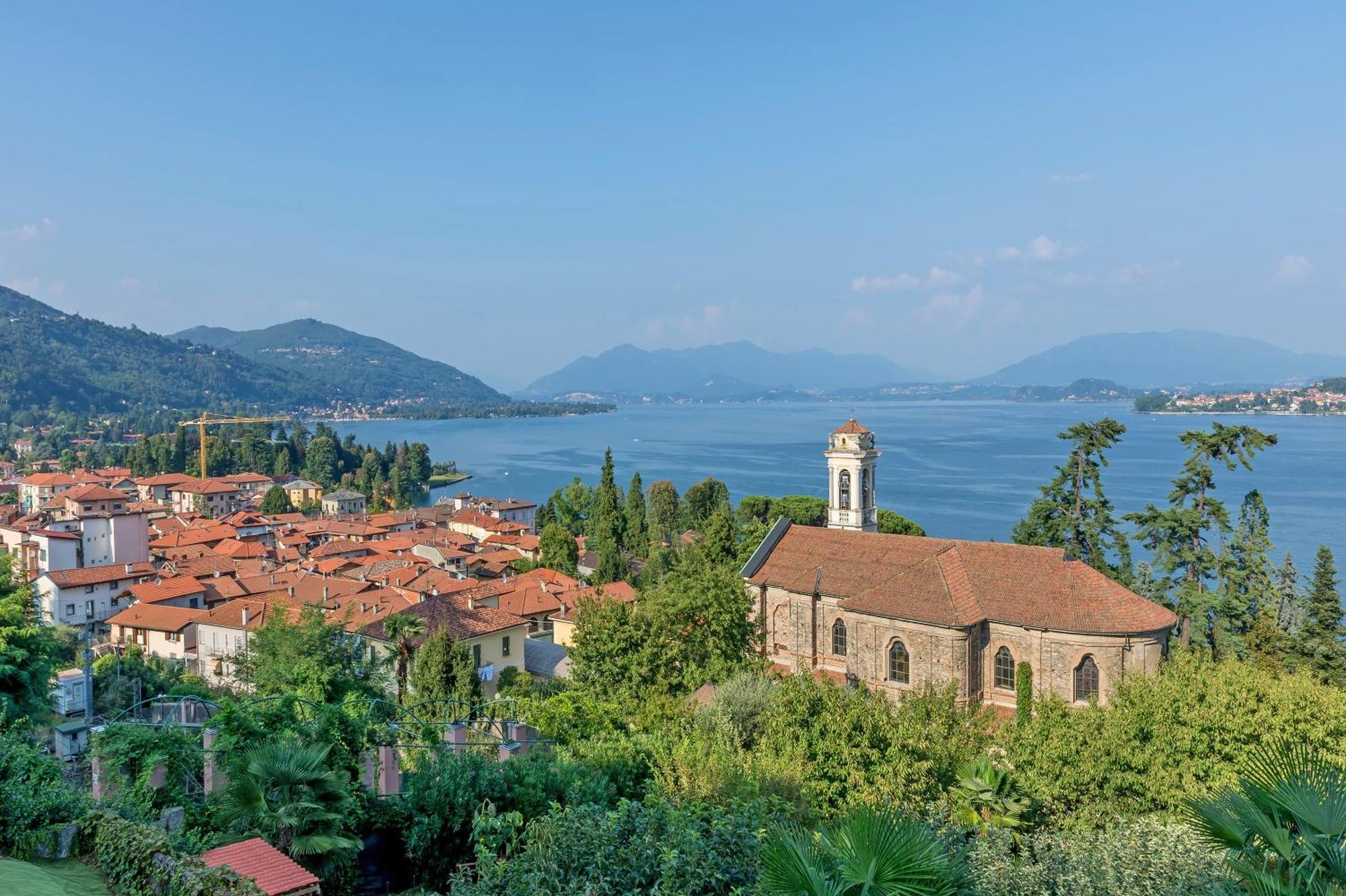 Suite On The Lake - Happy Rentals Meina Εξωτερικό φωτογραφία